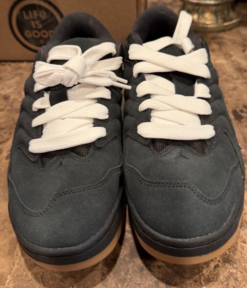 Jordan Session Shoes